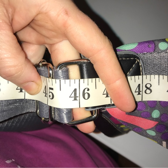 {19} Lily bloom crossbody purse. Available til 9/1/24             A - Picture 9 of 10